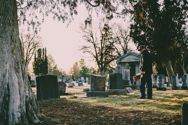 The Best Message for Funeral Flowers